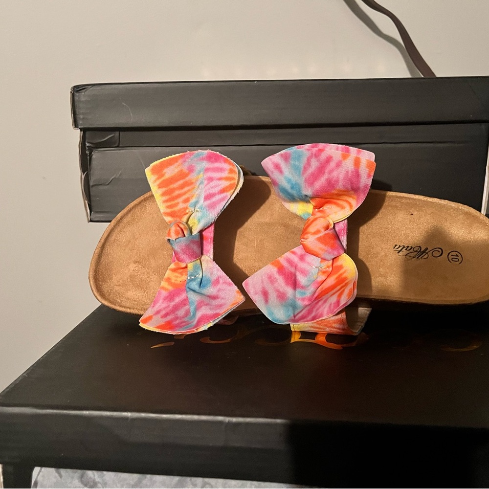Tie-dye Sandals